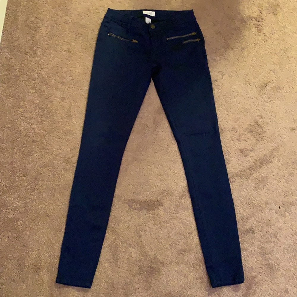 EUC Dark Blue Delia’s Skinny Jeans